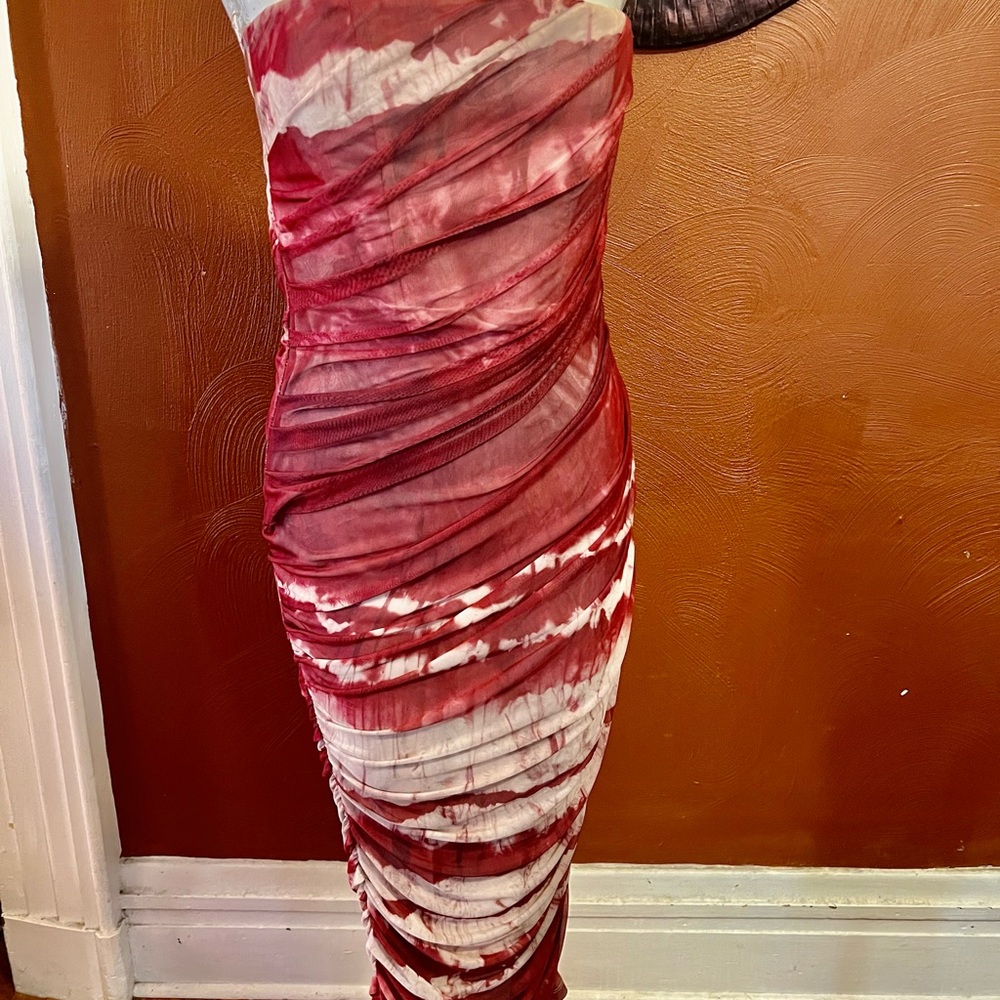 Strapless dress